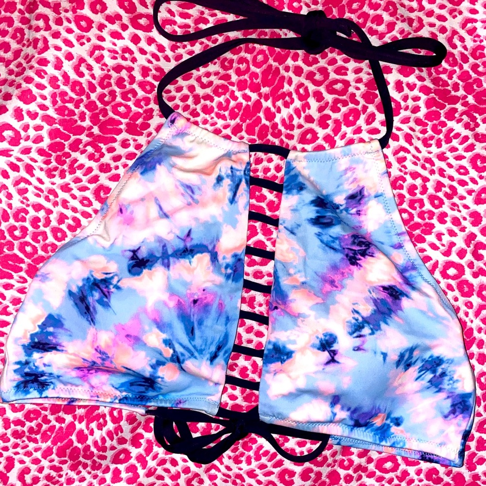 {Sold} PINK Victoria’s Secret Cotton Candy 🍭 Tye Dye Cut-Out Swim Bikini Top
